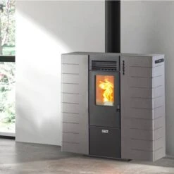 Poêle à Granulés Canalisable Extra Plat Fango -Poeleabois Boutique poele a granules canalisable extra plat fango fango gris 1