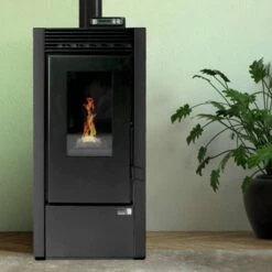 Poêle à Granulés Vittoria Plus étanche 21 Poêle à Granulés Vittoria Plus étanche -Poeleabois Boutique poele a granules vittoria plus etanche vignette vittoria plus noir